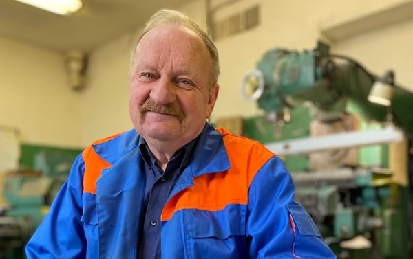 
        За кадром: невидимые бойцы лечебного фронта. Флагману РУП «Медтехноцентр» исполняется 55 лет			    