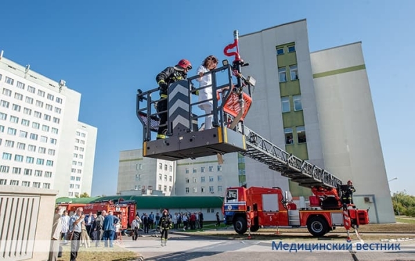 
        В ГКБСМП прошли командно-штабные учения в режиме ЧС			    