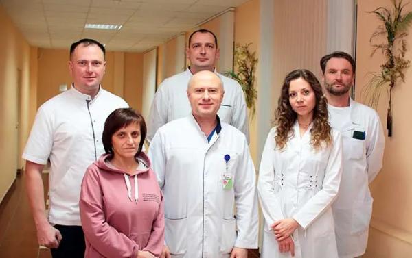 Лапароскопический дуоденоэнтероанастомоз при синдроме верхней брыжеечной артерии			     
        Лапароскопический дуоденоэнтероанастомоз при синдроме верхней брыжеечной артерии